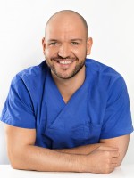 Alpar Barta Implantologe, Parodontologe