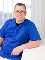 Dr. med. dent. Daniel Deaconu Implantologe, Implantologie, Zahnarzt