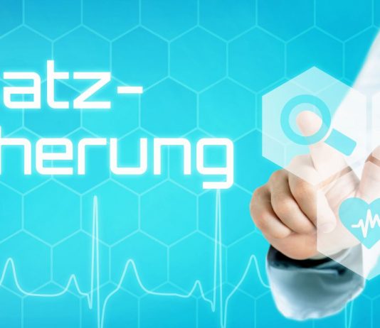 Wenn eine gesetzliche Krankenversicherung nicht reicht: Welche Lücken im Krankenhausalltag sichtbar werden Illustration zur stationären Zusatzversicherung: Arzt wählt digitale Gesundheitsicons wie Herz, Spritze und Analyse aus – Symbol für erweiterte Leistungen, Komfort und Wahlfreiheit im Krankenhaus.